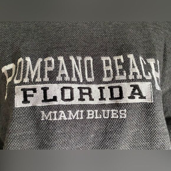 BOGO FREE ☀️Grey Charcoal Hoodie Pompano Beach Small - Picture 5 of 8
